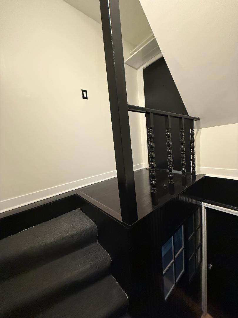 Building Photo - 4523 N Keokuk Ave