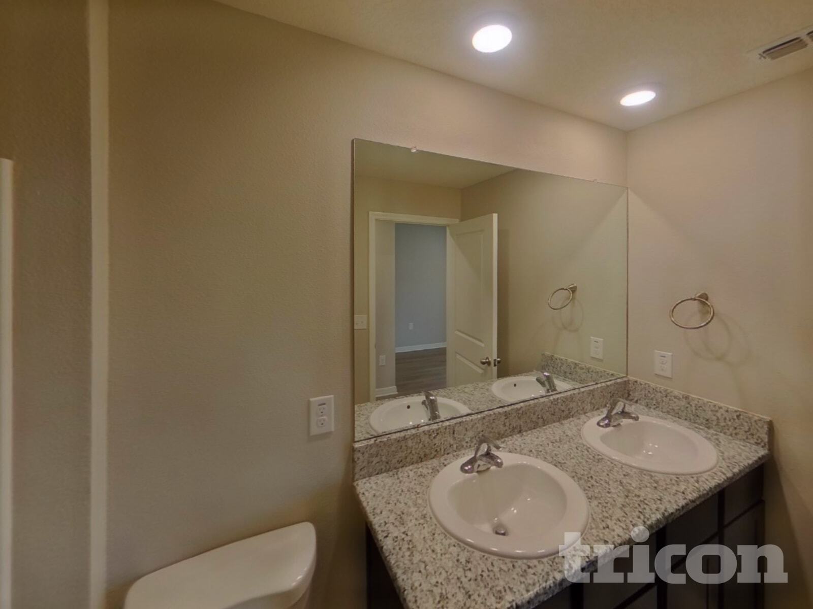 Building Photo - 10336 Flathead Dr