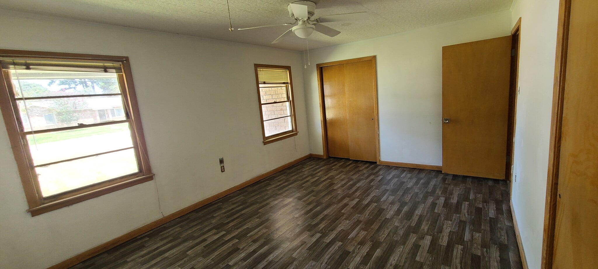 Building Photo - 1221 Anne Ave