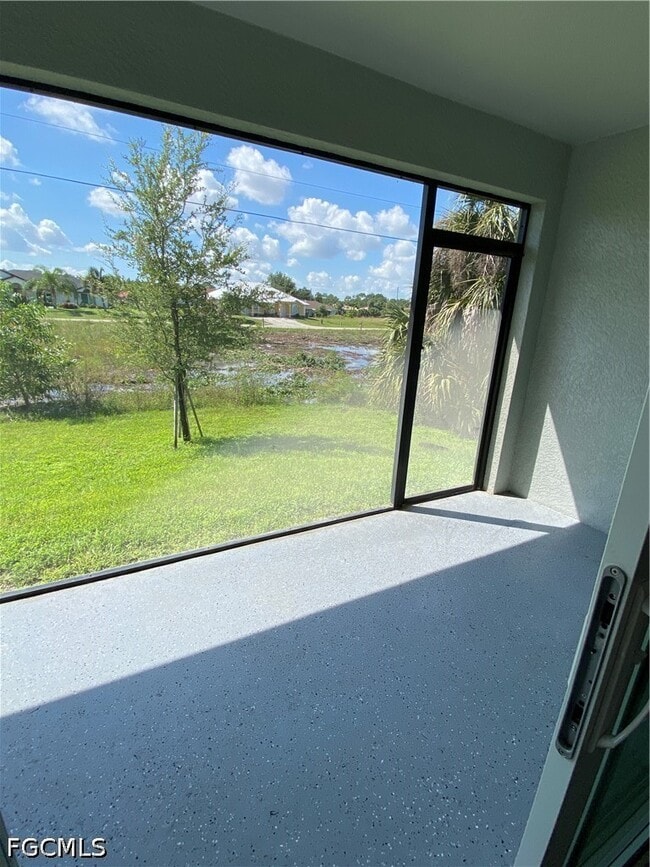 Building Photo - 2215 Hogan Dr