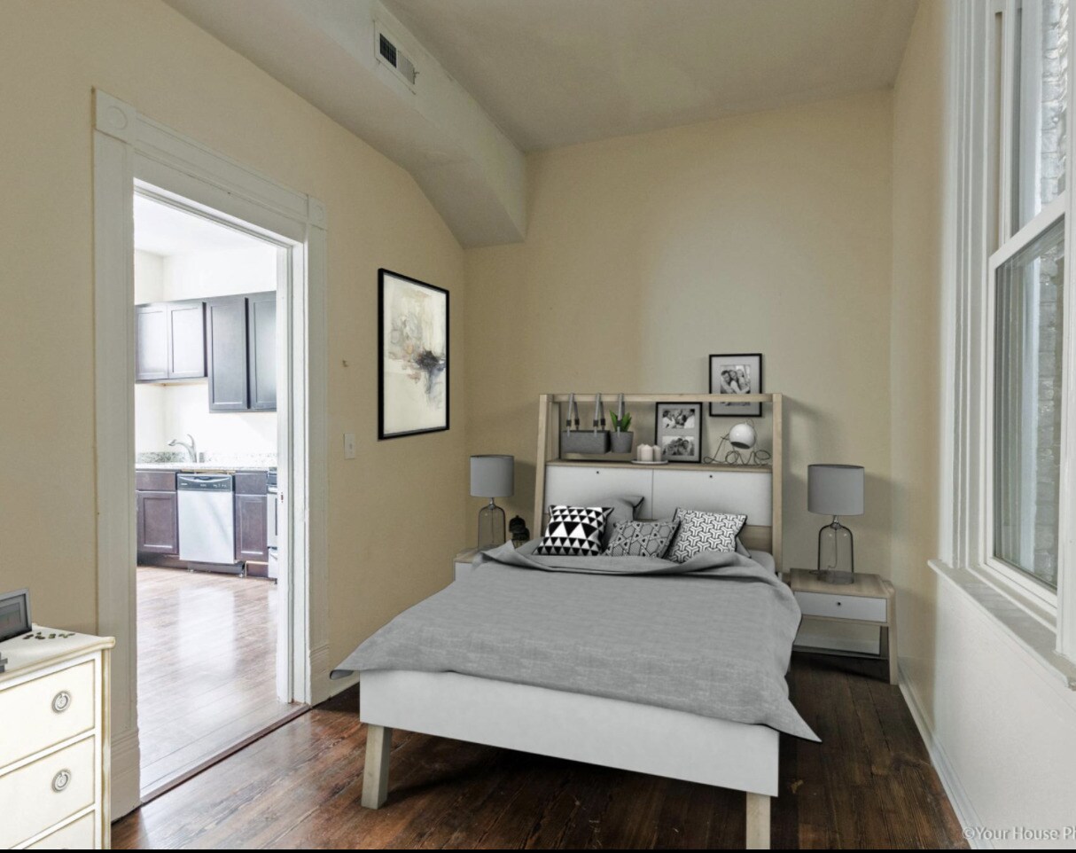 Bedroom - 841 N Damen Ave