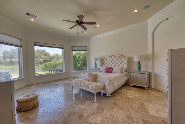 Building Photo - 5623 Waters Landing Ln