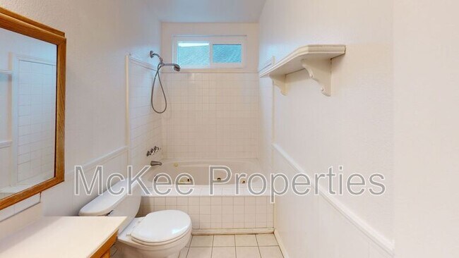 Building Photo - 5895 Alta Vista Ave