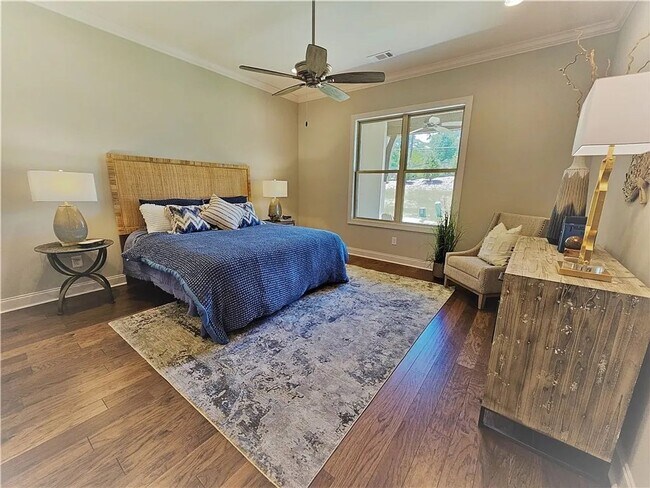 Building Photo - 3175 Crestmont Ct