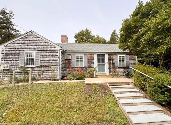 Primary Photo - 6 Chipman Rd