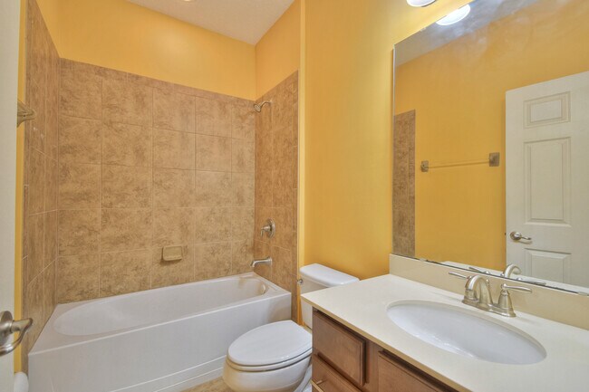 Building Photo - 3521 Carolwood Ln