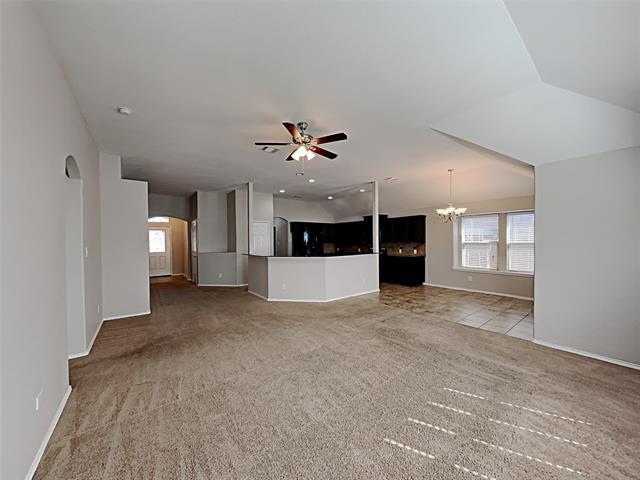 Building Photo - 632 Hutchins Dr