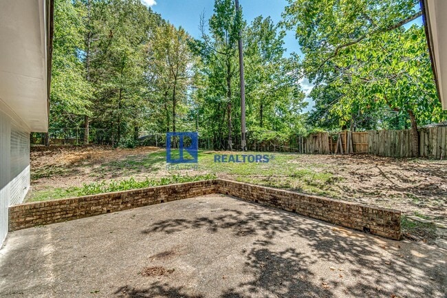 Building Photo - 4 Bed/2 Bath Home in Crossgates in Brandon