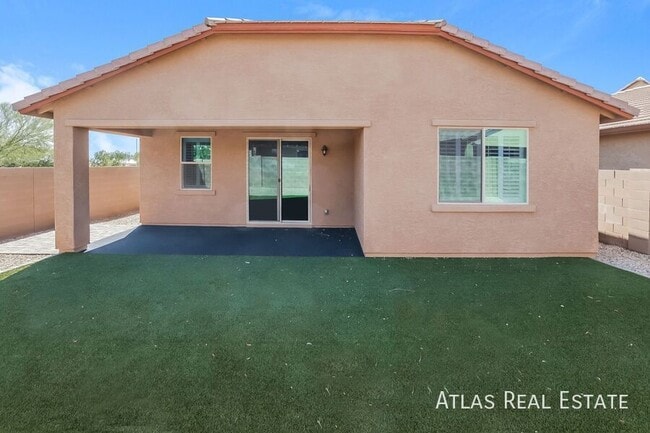 Building Photo - 18326 W Via Del Sol