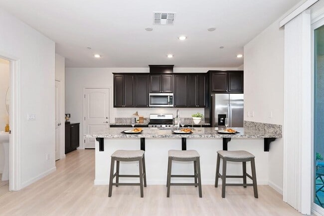 Building Photo - Now Leasing – 3 Bed + Loft, 2.5 Bath (2019...