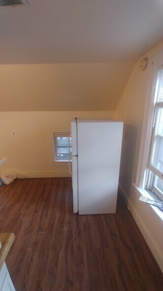 Building Photo - 1753 N Marshall St