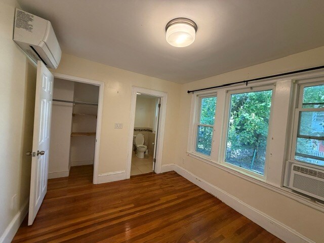 Building Photo - 8 Cenacle Rd