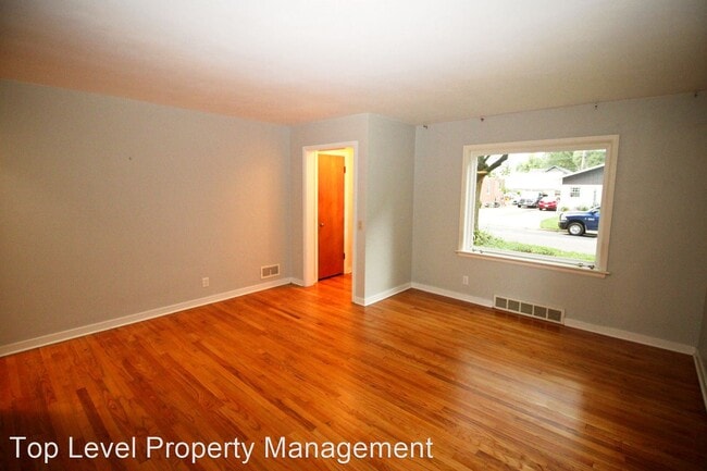 Building Photo - 3 br, 1 bath House - 2925 Stevens St