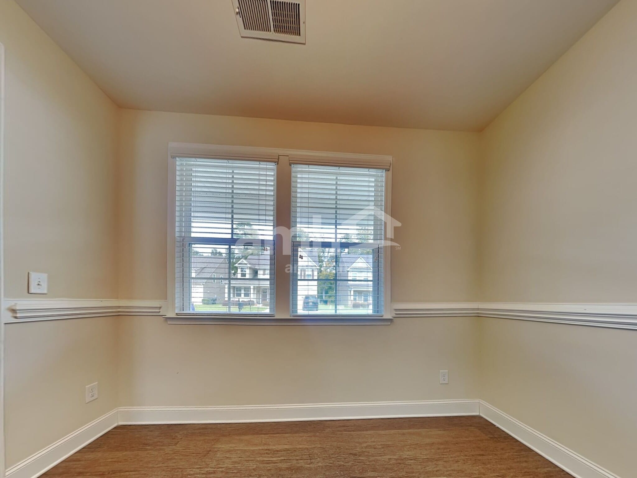 Building Photo - 1019 Monitor Ct