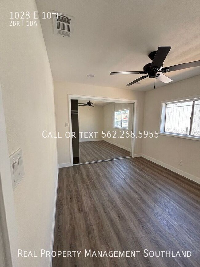Building Photo - 1028 E 10th-