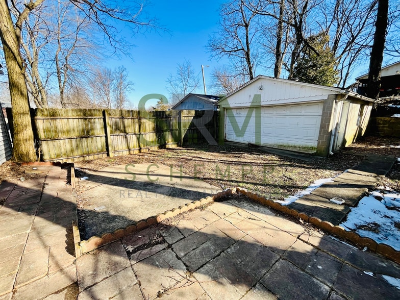 Building Photo - 4127 Churchman Ave