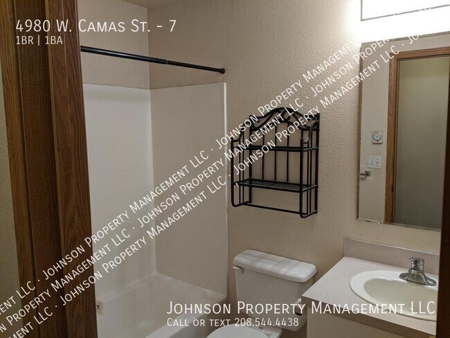 Building Photo - 4980 W Camas St