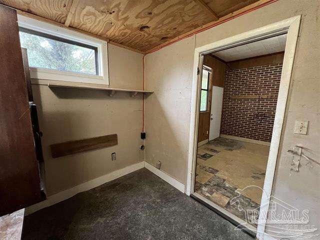 Building Photo - 5733 Orange St