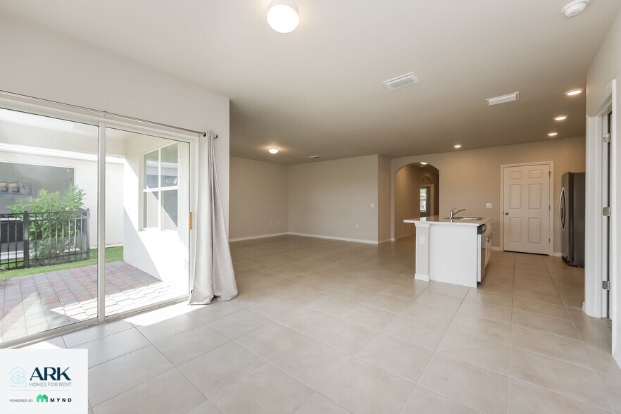 Building Photo - 5317 Shell Mound Cir