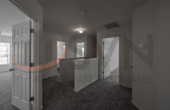 Building Photo - 3 Mooring Ct