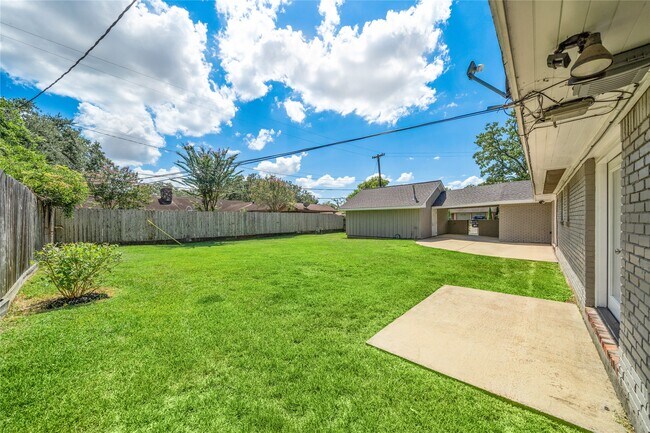 Building Photo - 4435 Osby Dr