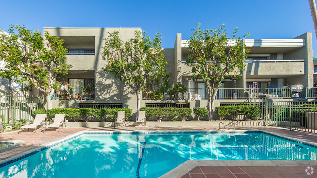 Building Photo - Encino Crest Apartments