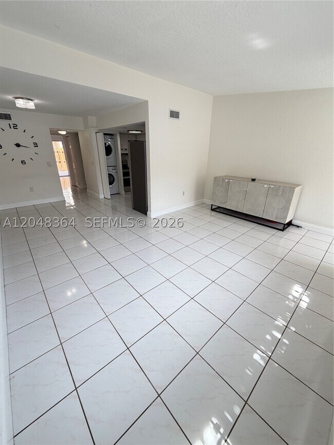 Building Photo - 6926 NW 166th Terrace