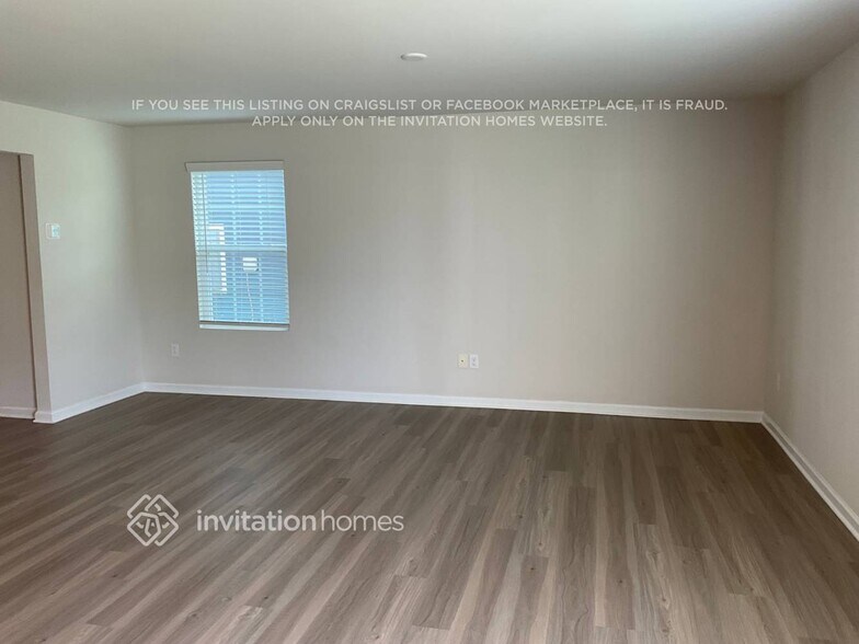 Building Photo - 1130 Woodhouse Dr