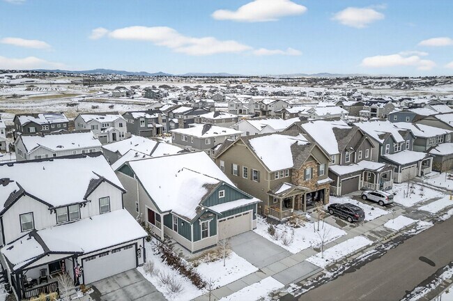 Building Photo - 6311 Stable View St