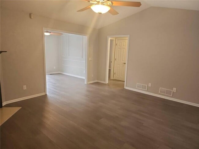 Building Photo - 14 Frost Pine Cir