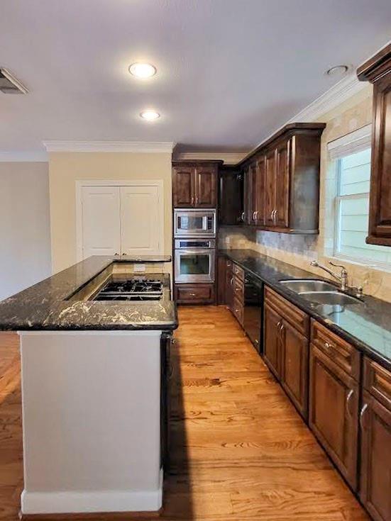 Building Photo - 921 Birdsall St