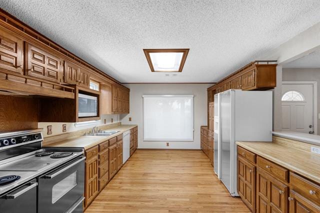 Building Photo - 2100 S Westmoreland Rd