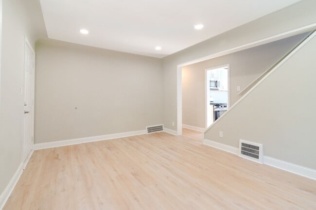 Building Photo - Modern 3-Bedroom Bungalow in Ferndale – Fu...