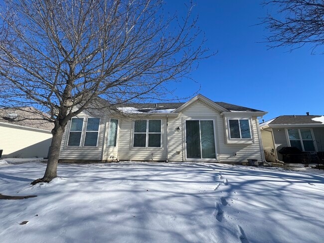 Building Photo - 13215 Michigan Ave