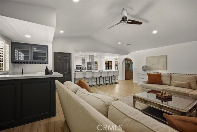 Building Photo - 5087 Granada Ct