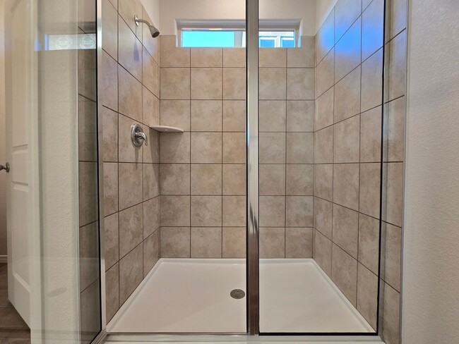 Building Photo - 3850 Chitalpa