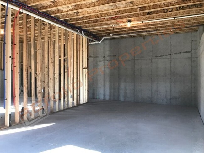 Building Photo - 1648 Pantego Trl