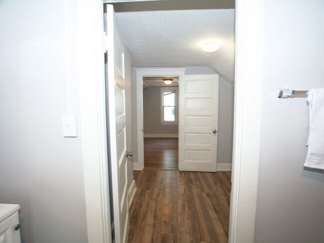 Building Photo - 3 Renovated Story 4 Bed - 2.5 Bath Colonial available for Rent