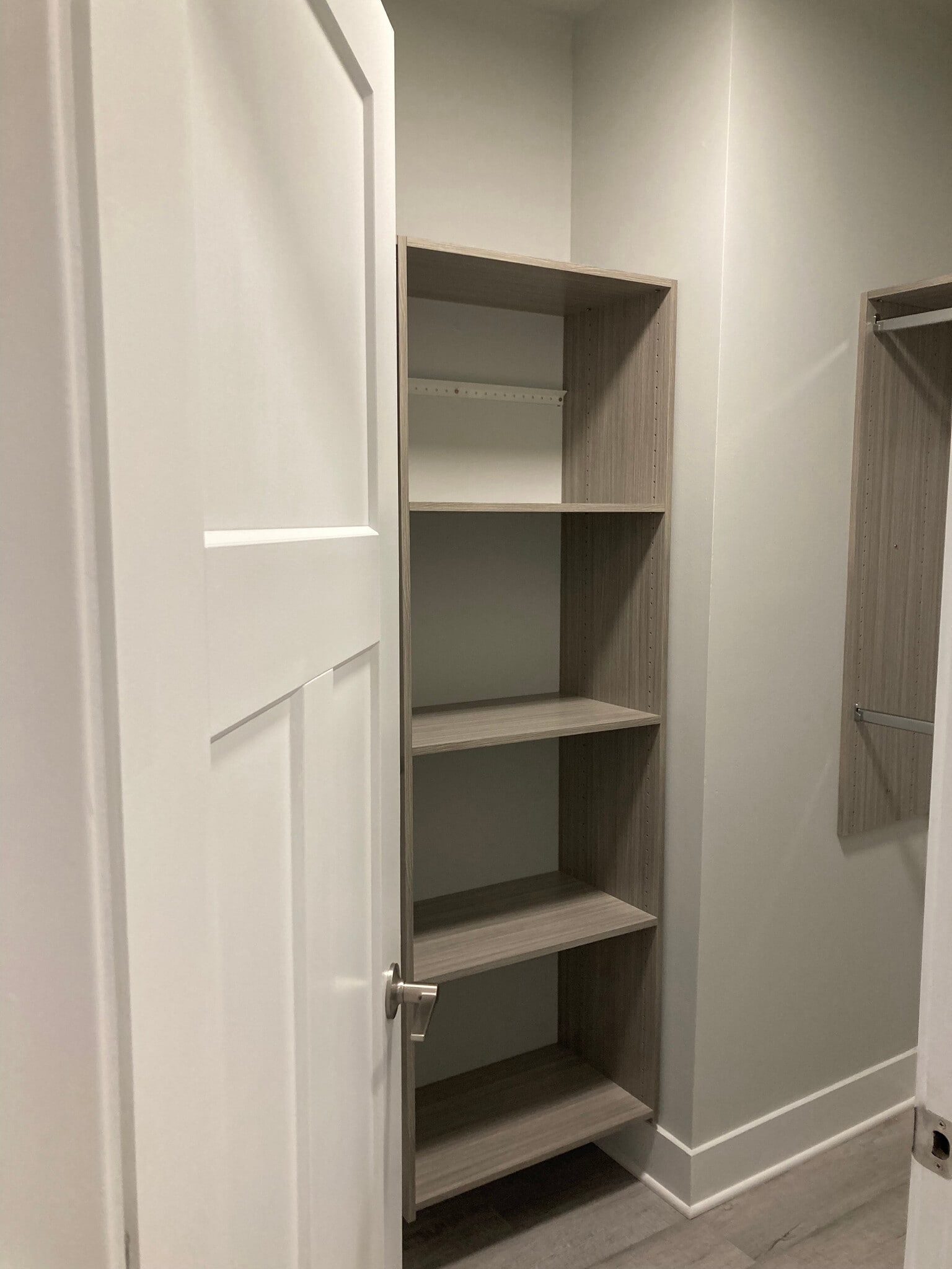 Building Photo - 372 Hazel Ave