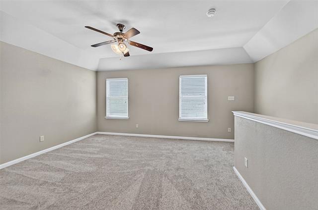 Building Photo - 405 Roger Graves Cir