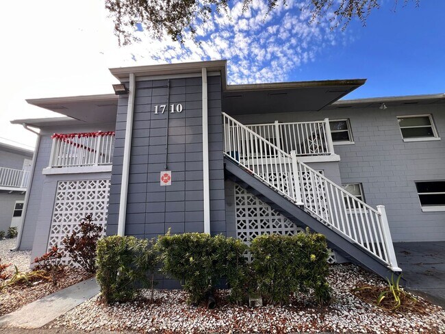 Building Photo - 1710 S Washington Ave