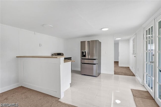 Building Photo - 120 Grassy Key Ln