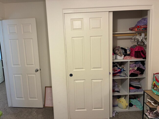 Building Photo - 17540 W Country Club Terrace