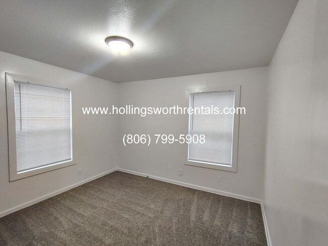 Building Photo - 2 Bedroom 1 bath House
