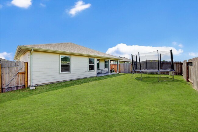 Building Photo - 29918 Reagans Rnch Dr