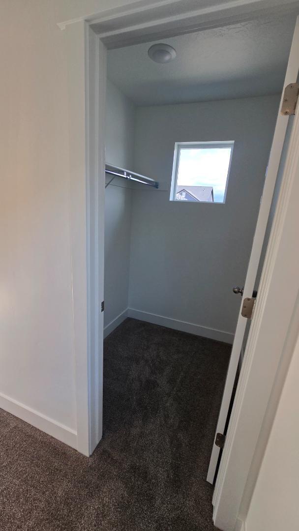 Building Photo - 1005 N 3620 W