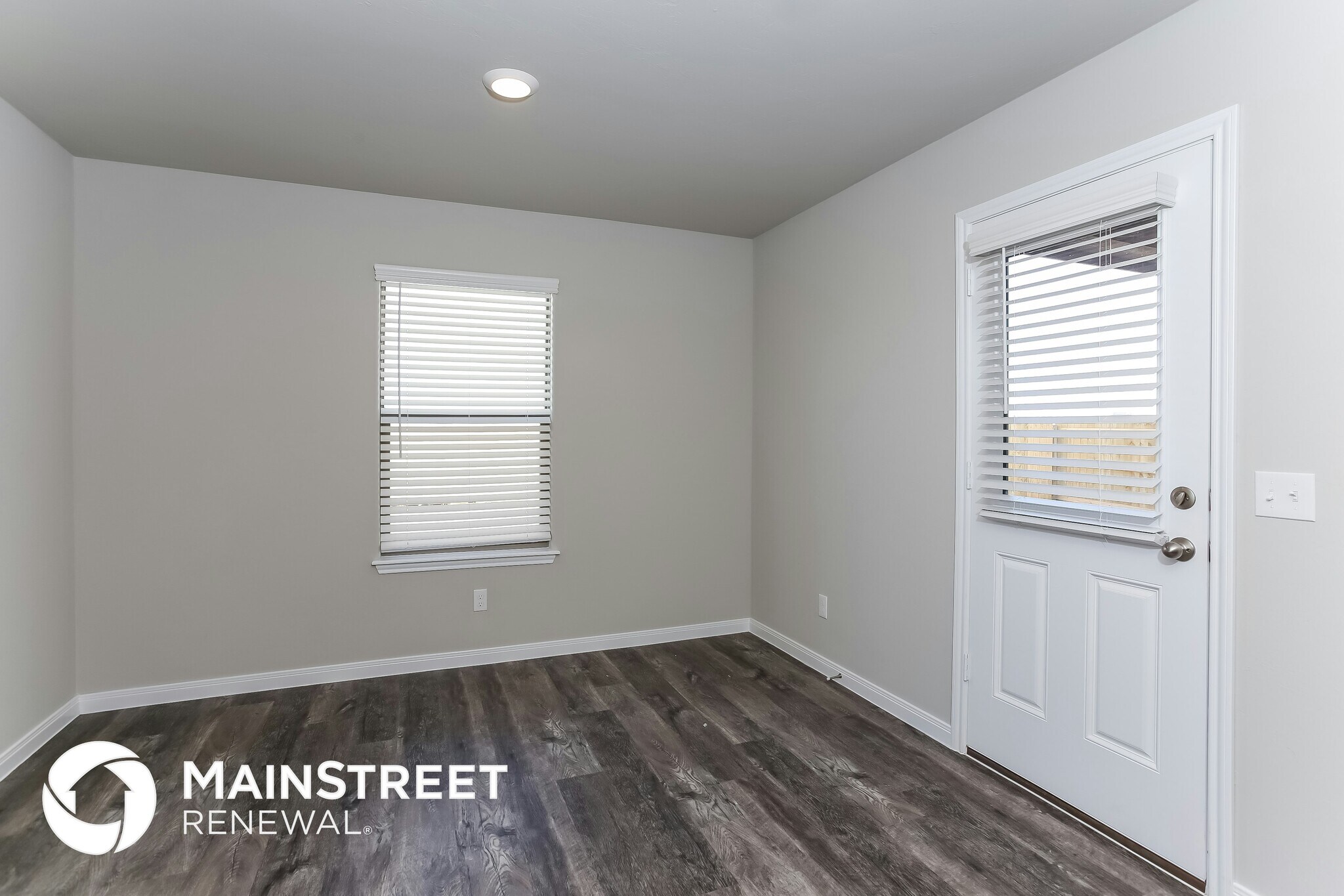 Building Photo - 1005 NW 5th St