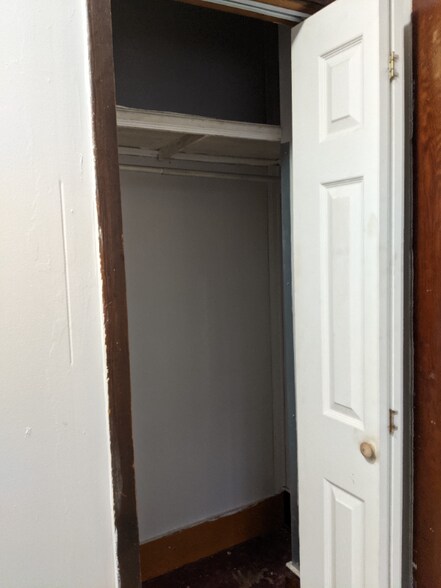 Building Photo - 11 Downer St