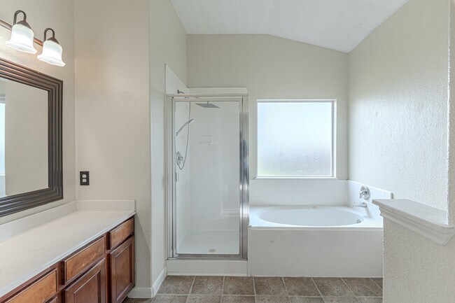 Building Photo - 6526 Bella Noche Dr