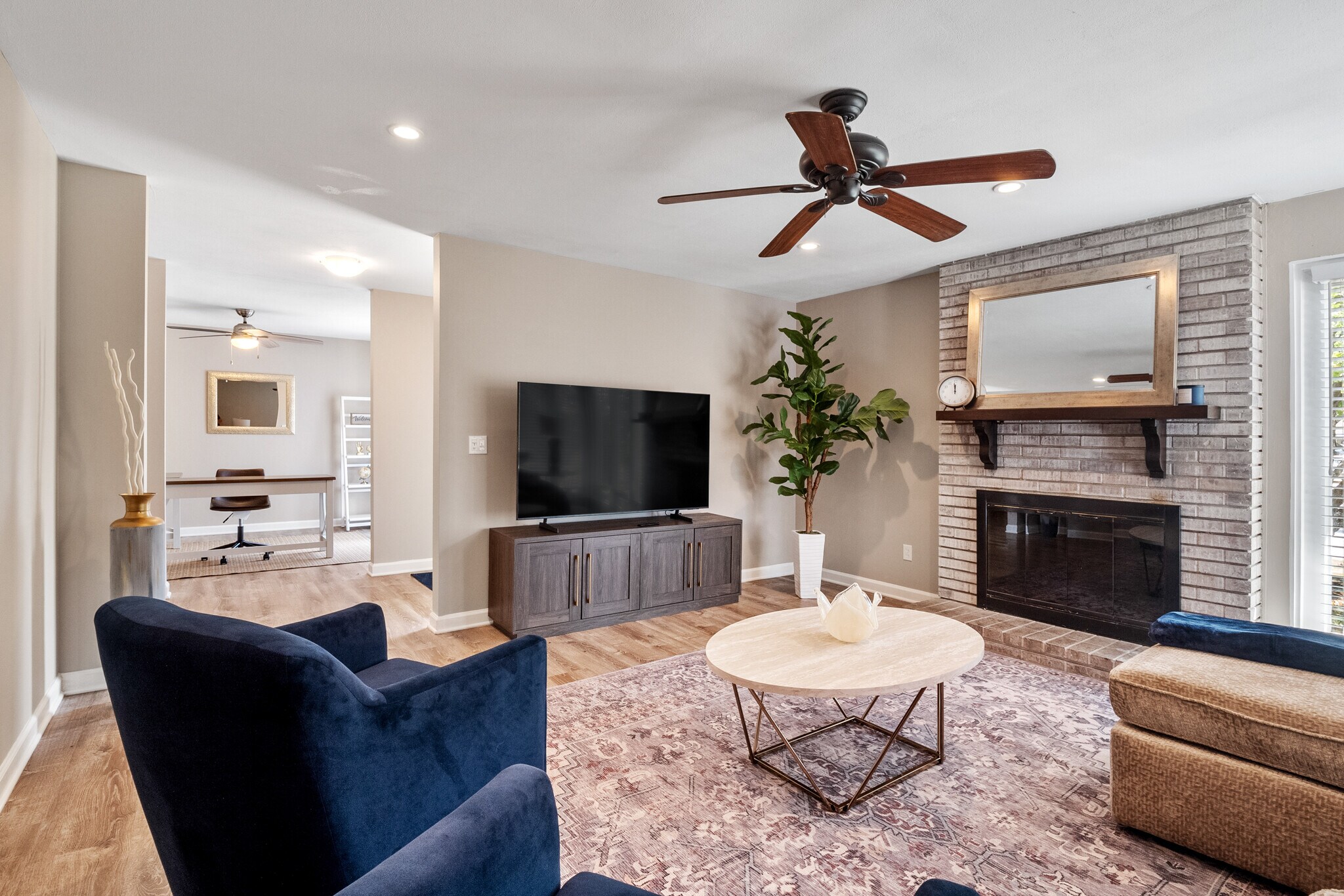 Building Photo - 1653 Pepperwood Dr